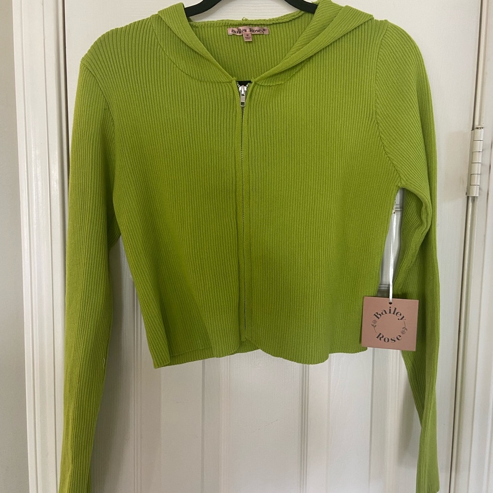 BNWT Long Sleeve Crop Hoodie Green Small Bailey Rose